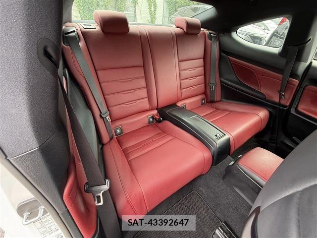 Lexus RC 2015-08 7272242-15