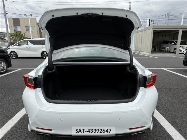 Lexus RC 2015-08 7272242-16