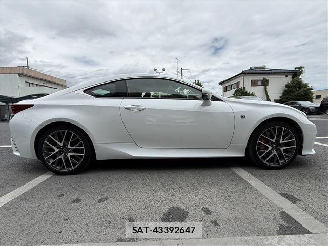 Lexus RC 2015-08 7272242-8
