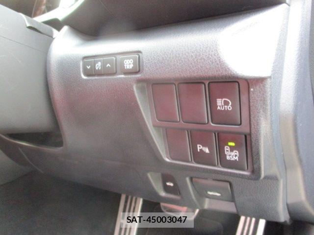 Lexus RC 2020-10 7328079-14