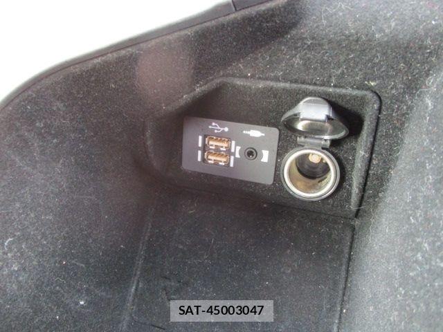 Lexus RC 2020-10 7328079-17