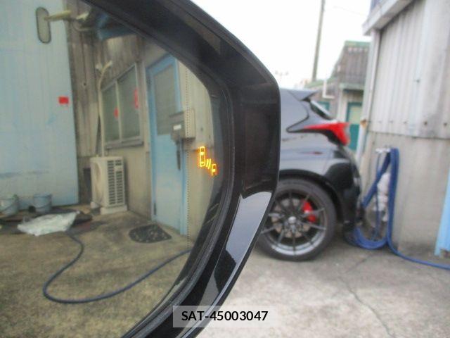 Lexus RC 2020-10 7328079-29