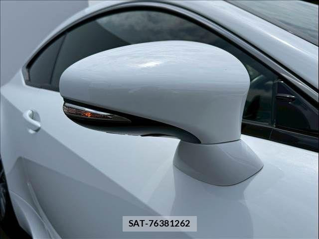 Lexus RC 2015-07 7979795-25