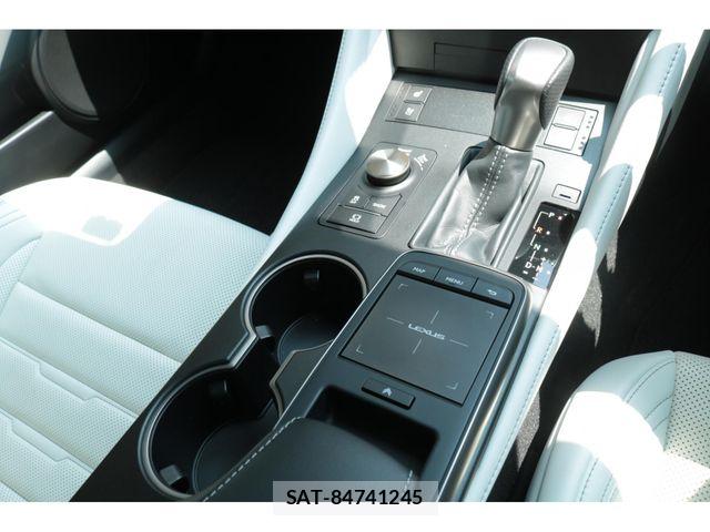 Lexus RC 2025-02 8354864-25