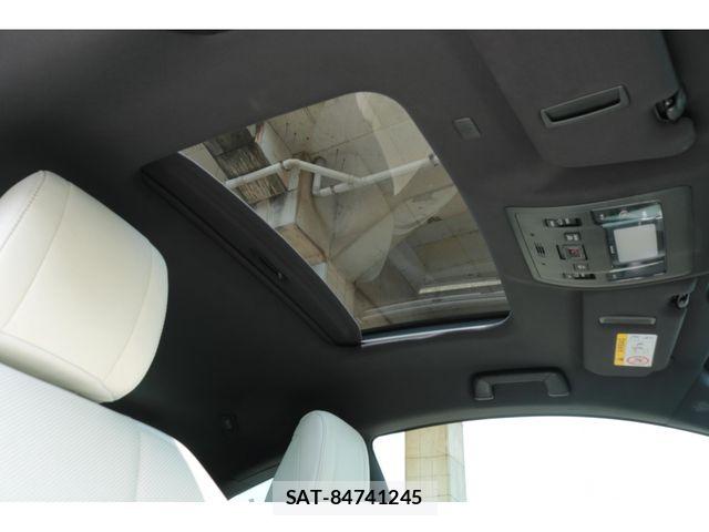 Lexus RC 2025-02 8354864-4