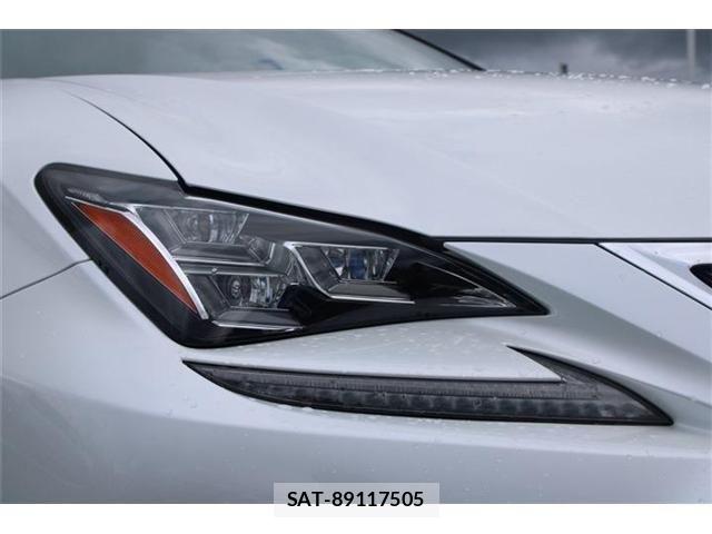 Lexus RC 2015-06 8413309-11