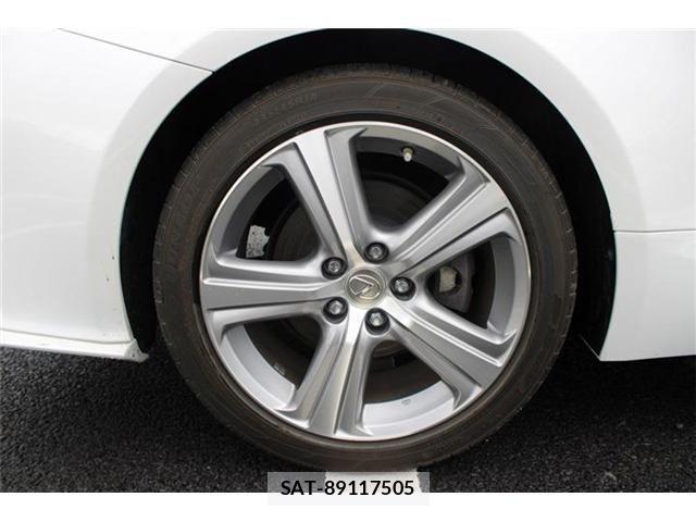 Lexus RC 2015-06 8413309-26