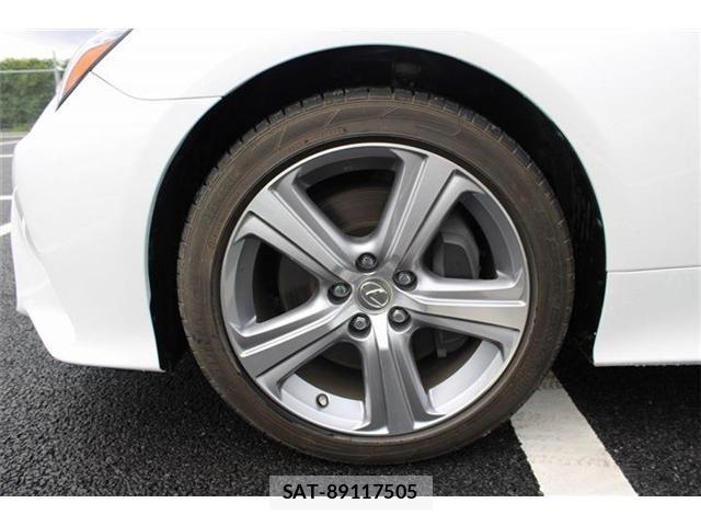 Lexus RC 2015-06 8413309-28