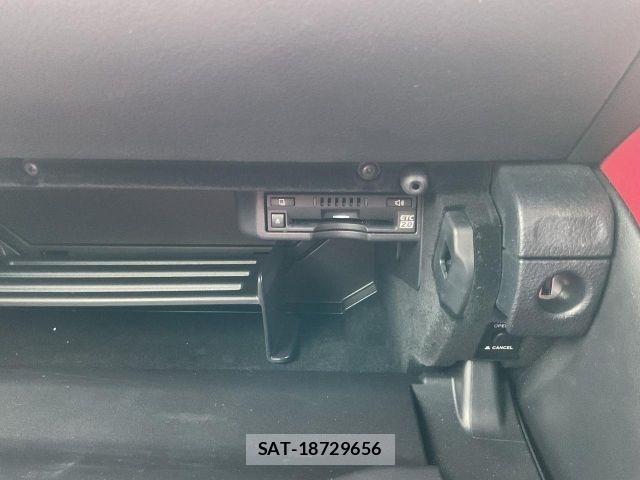 Lexus RC 2021-06 8743496-25