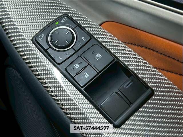 Lexus RC F 2018-08 878306-15