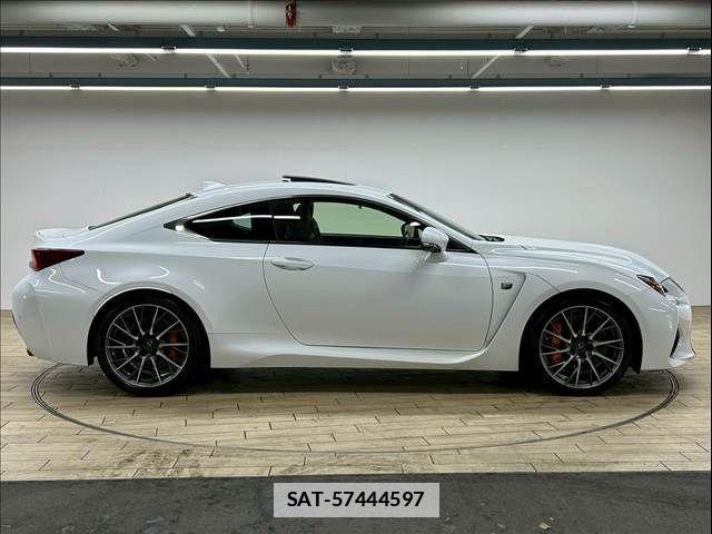 Lexus RC F 2018-08 878306-17