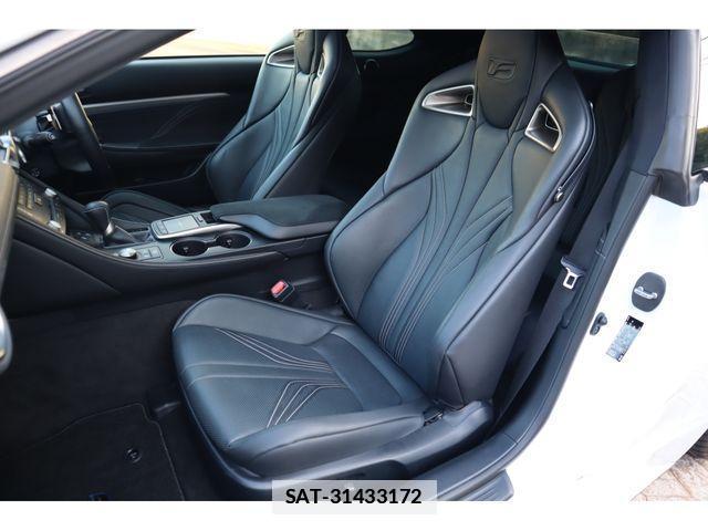 Lexus RC F 2023-08 1302681-9