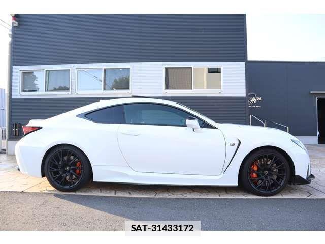 Lexus RC F 2023-08 1302681-3