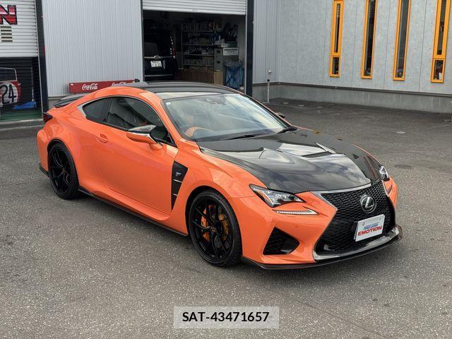 Lexus RC F 2017-04 3378129-1
