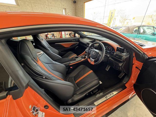 Lexus RC F 2017-04 3378129-20