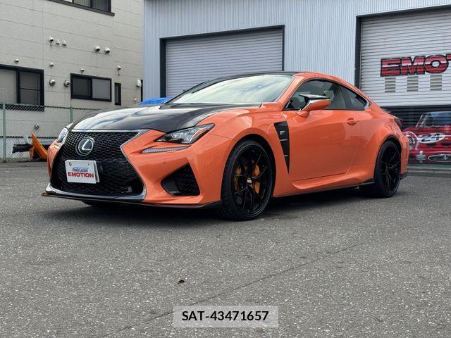 Lexus RC F 2017-04 3378129-4
