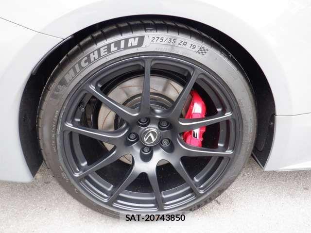 Lexus RC F 2025-05 3674878-10
