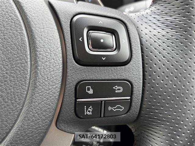 Lexus RC F 2022-12 6499624-10