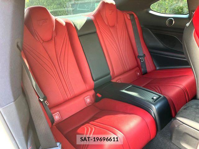 Lexus RC F 2015-07 7059308-15