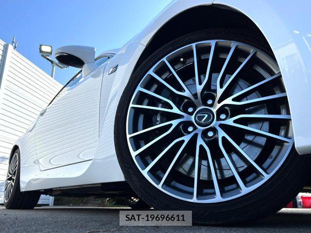 Lexus RC F 2015-07 7059308-17