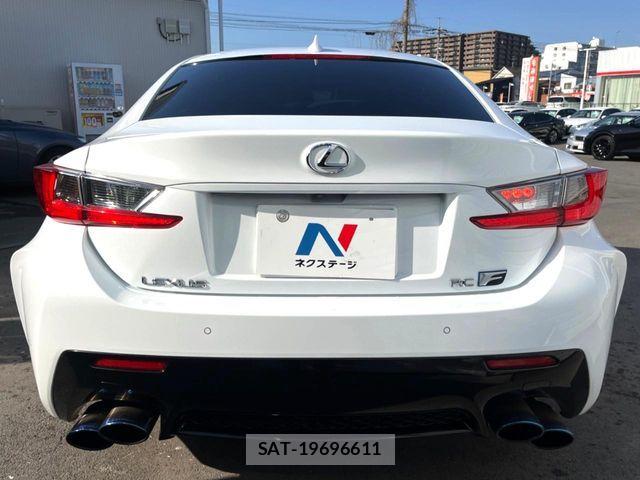 Lexus RC F 2015-07 7059308-19
