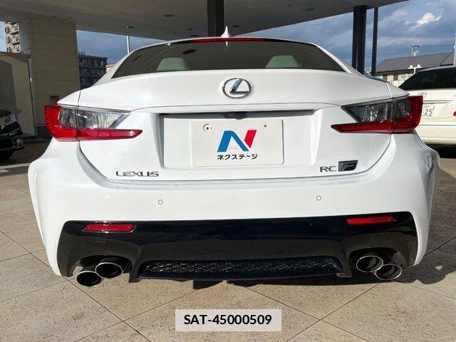 Lexus RC F 2015-09 7725176-14