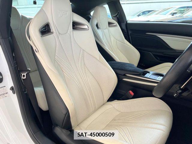 Lexus RC F 2015-09 7725176-7