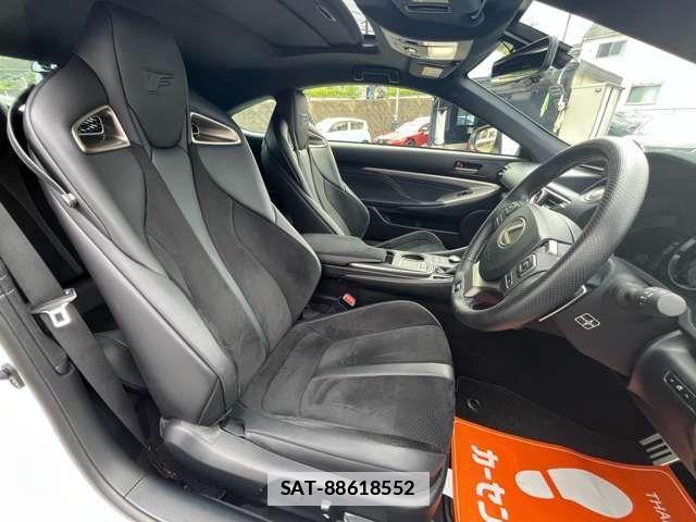 Lexus RC F 2017-07 7786624-1