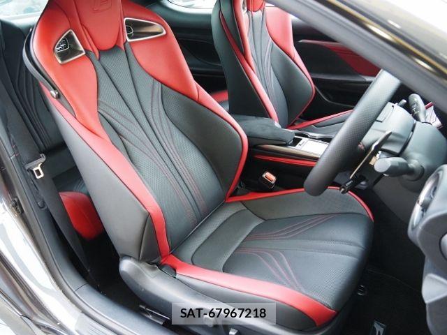 Lexus RC F 2023-12 8100190-12