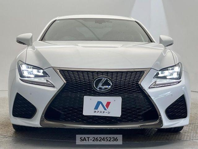 Lexus RC F 2016-01 8131046-16