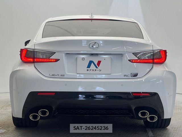 Lexus RC F 2016-01 8131046-17