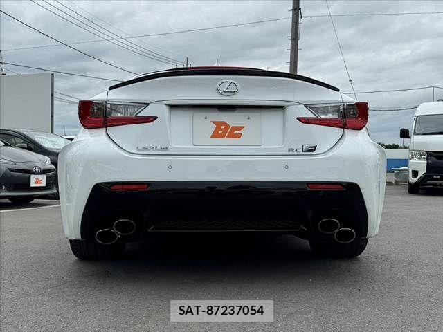 Lexus RC F 2015-04 8627518-13