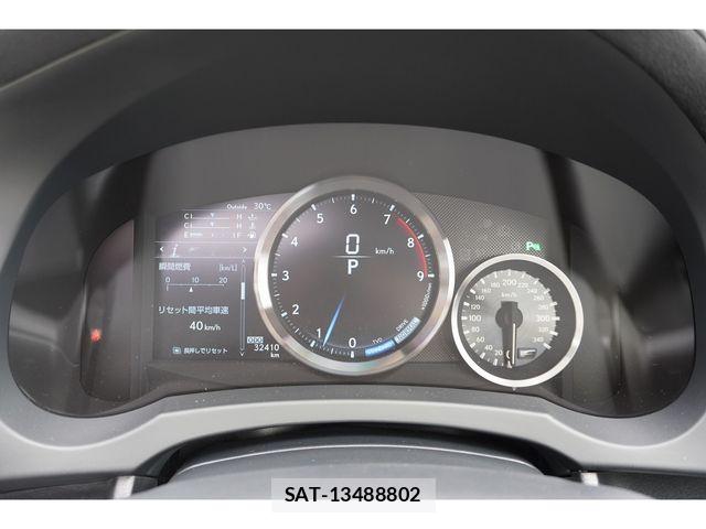 Lexus RC F 2017-03 8666425-9
