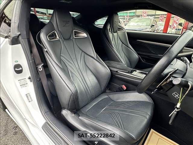 Lexus RC F 2015-07 8743498-3