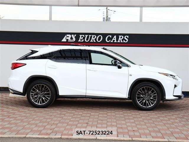 Lexus RX 2017-05 4964913-4