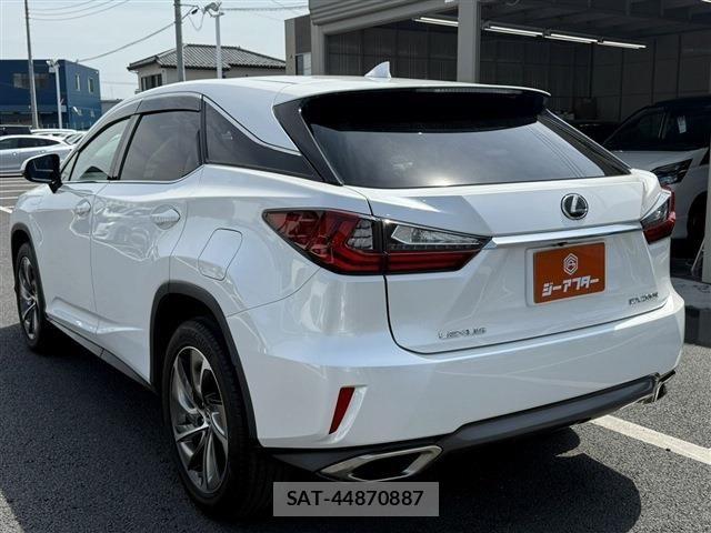 Lexus RX 2017-11 6676715-14