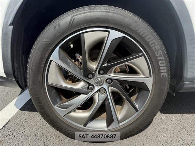 Lexus RX 2017-11 6676715-24