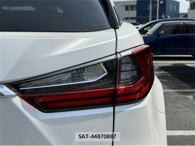 Lexus RX 2017-11 6676715-6