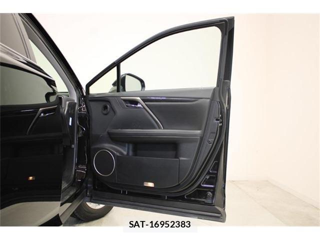 Lexus RX 2015-10 6907825-29