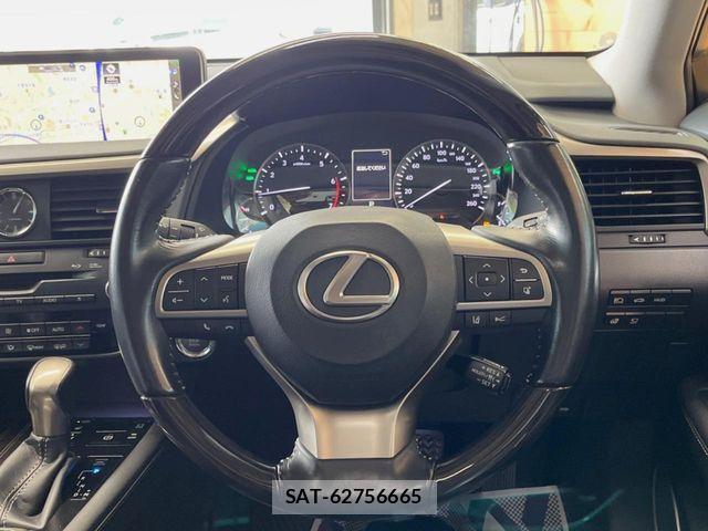 Lexus RX 2016-03 7358548-10