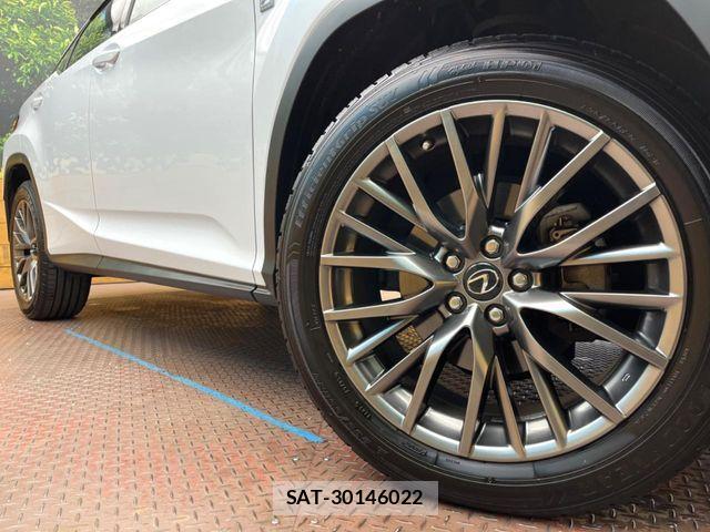 Lexus RX 2017-10 7509058-12