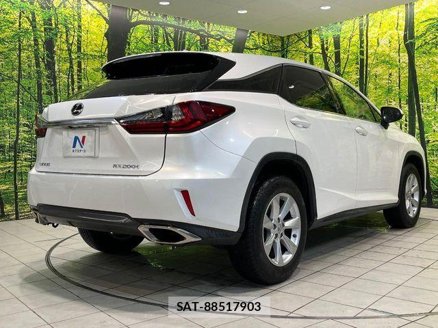 Lexus RX 2016-10 7617718-16