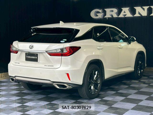 Lexus RX 2015-11 7617720-13