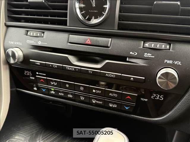 Lexus RX 2015-10 7902873-12
