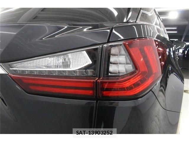 Lexus RX 2017-11 8208452-18