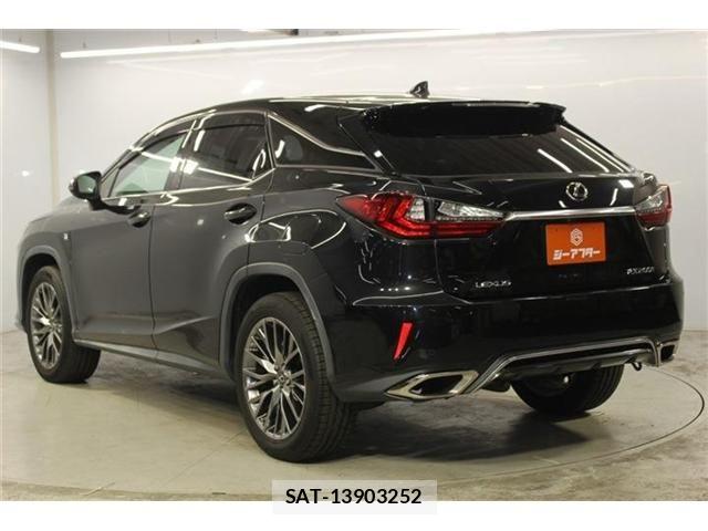 Lexus RX 2017-11 8208452-6