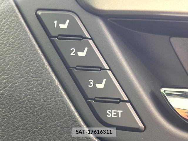Lexus RX 2016-11 8230636-6