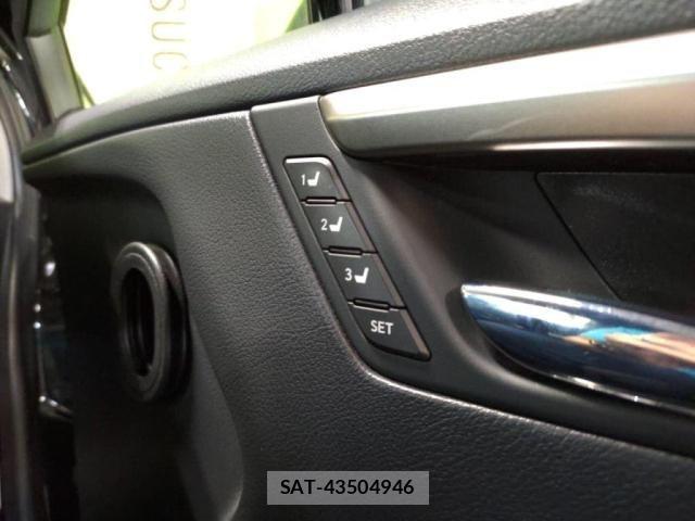 Lexus RX 2017-08 8315218-12