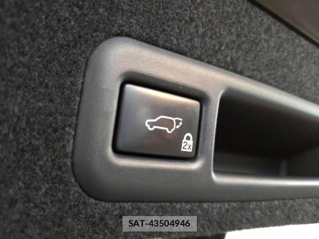 Lexus RX 2017-08 8315218-27