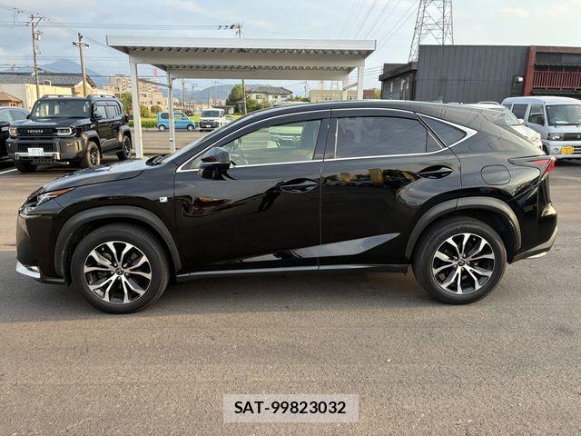 Lexus RX 2015-08 8315221-10